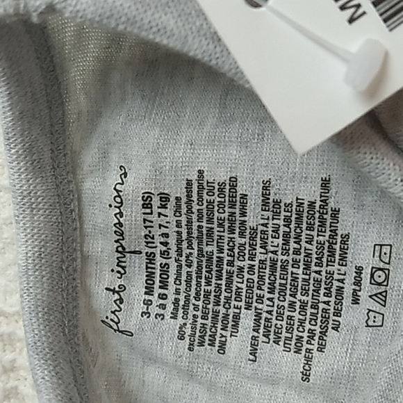 Macy's Girls First Impression 3-6 months in gray tshirt farm cow, sheep & chicks - Picture 6 of 7